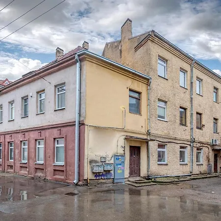 Comfortable Old Town Studio By Polo